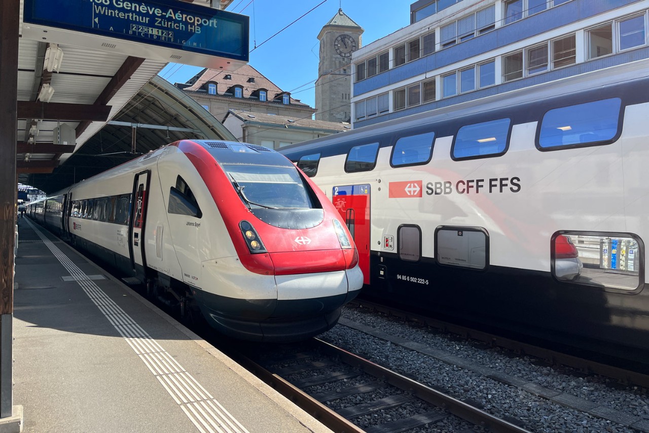 Ostschweizer Kantone fordern den Ausbau des Bahnhofs St.Gallen zum Vollknoten im Bahnverkehr.