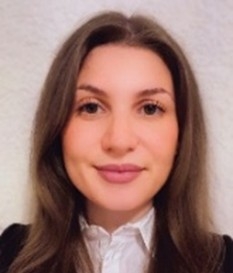 Ilhana Alija, Servicemanagerin Grundbuch SG