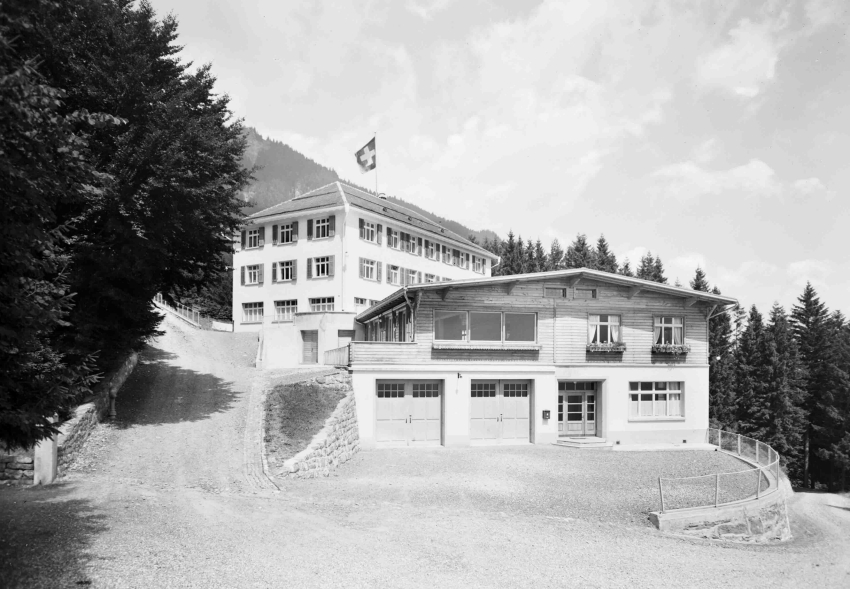 Zur Geschichte der f&uuml;rsorgerischen Zwangsmassnahmen und Fremdplatzierungen geh&ouml;ren auch F&auml;lle aus dem  Kinderheim Alvier in Oberschan (Wartau). (Bild aus dem Jahr 1941, Staatsarchiv St.Gallen, Sig. W 283/1-05281)